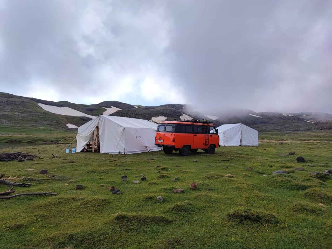 Highland Hostel Jerevan Exteriör bild